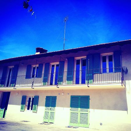 בורגו סן דלמצו B&B "Madama Granet" מראה חיצוני תמונה