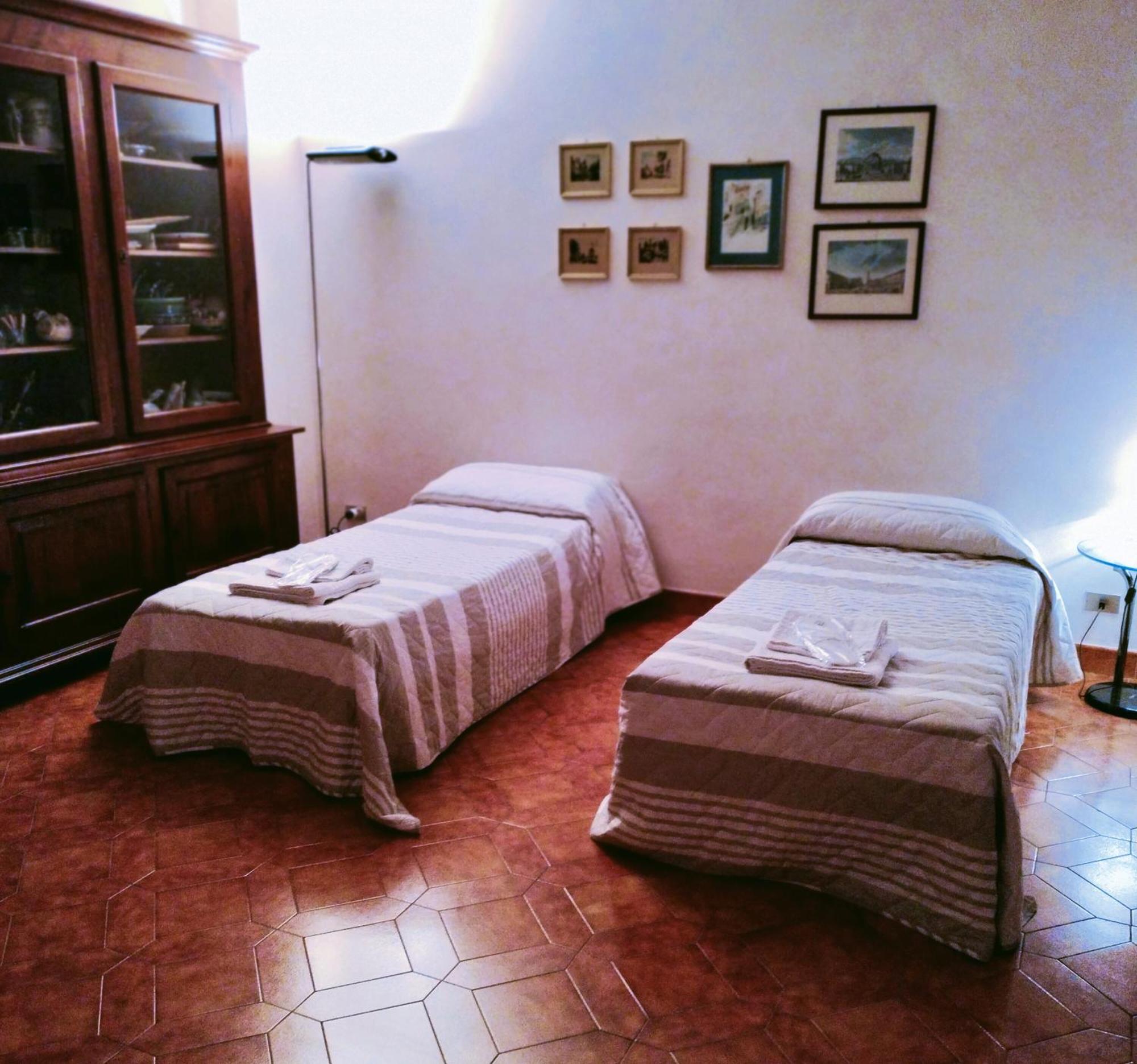 בורגו סן דלמצו B&B "Madama Granet" מראה חיצוני תמונה