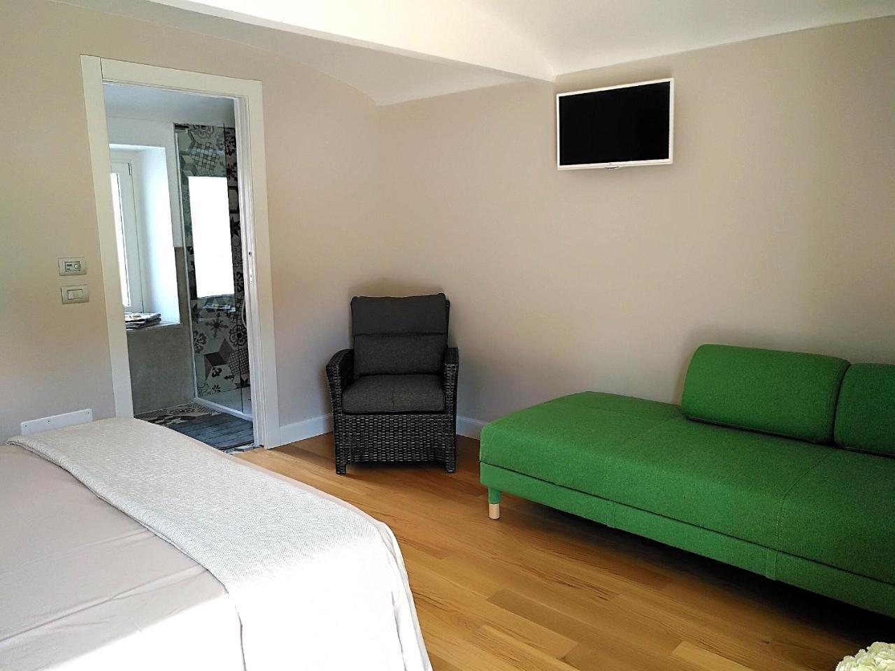בורגו סן דלמצו B&B "Madama Granet" מראה חיצוני תמונה