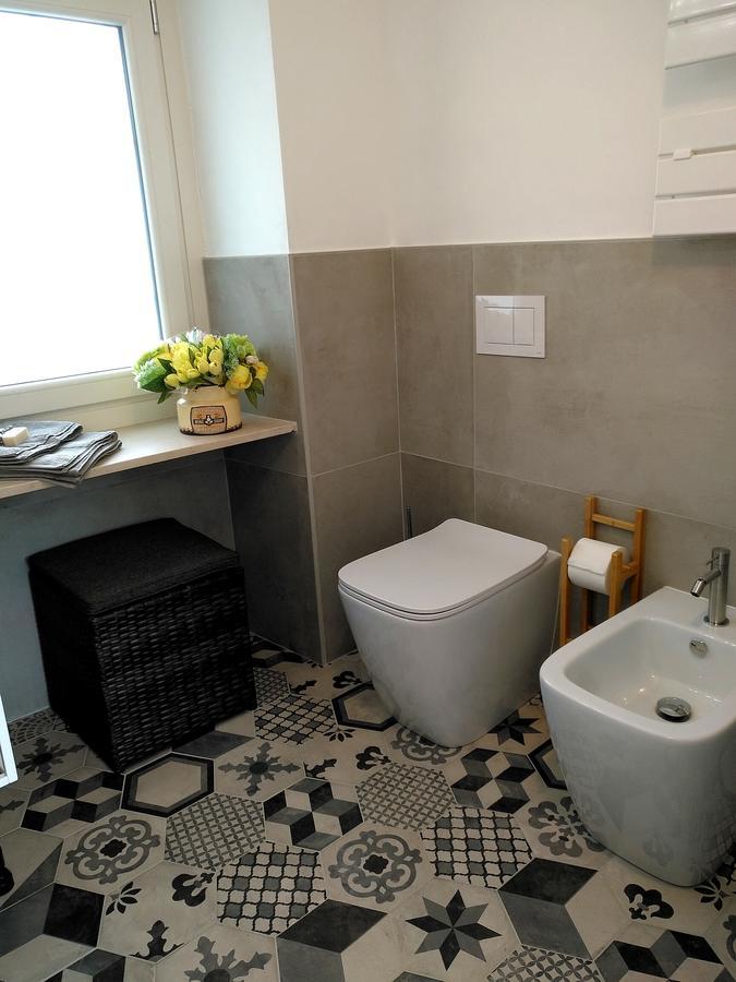 בורגו סן דלמצו B&B "Madama Granet" מראה חיצוני תמונה