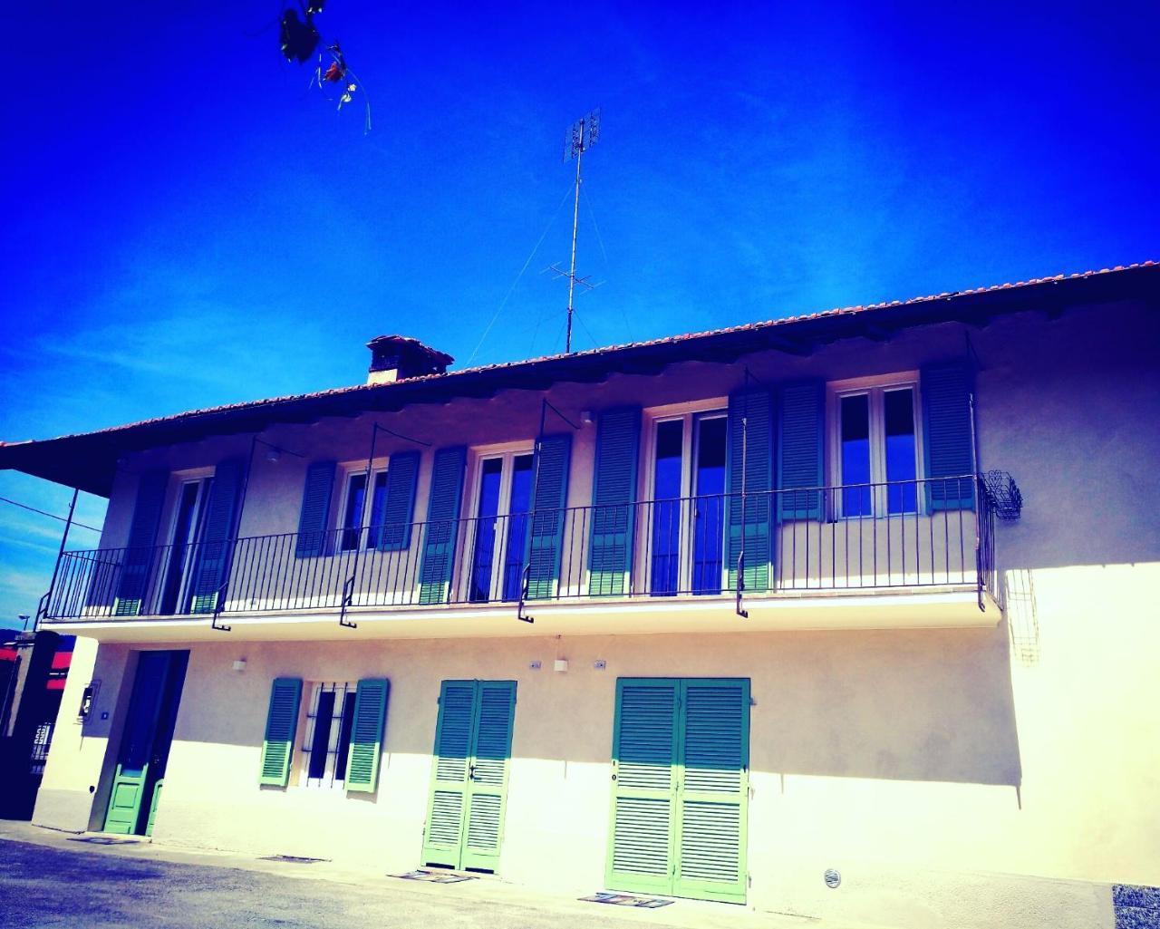 בורגו סן דלמצו B&B "Madama Granet" מראה חיצוני תמונה